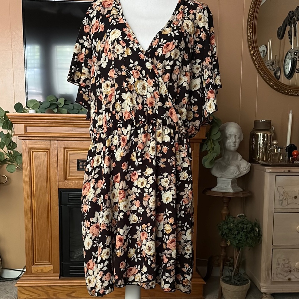 Vibe Pink and Cream Flutter Sleeve Sundress